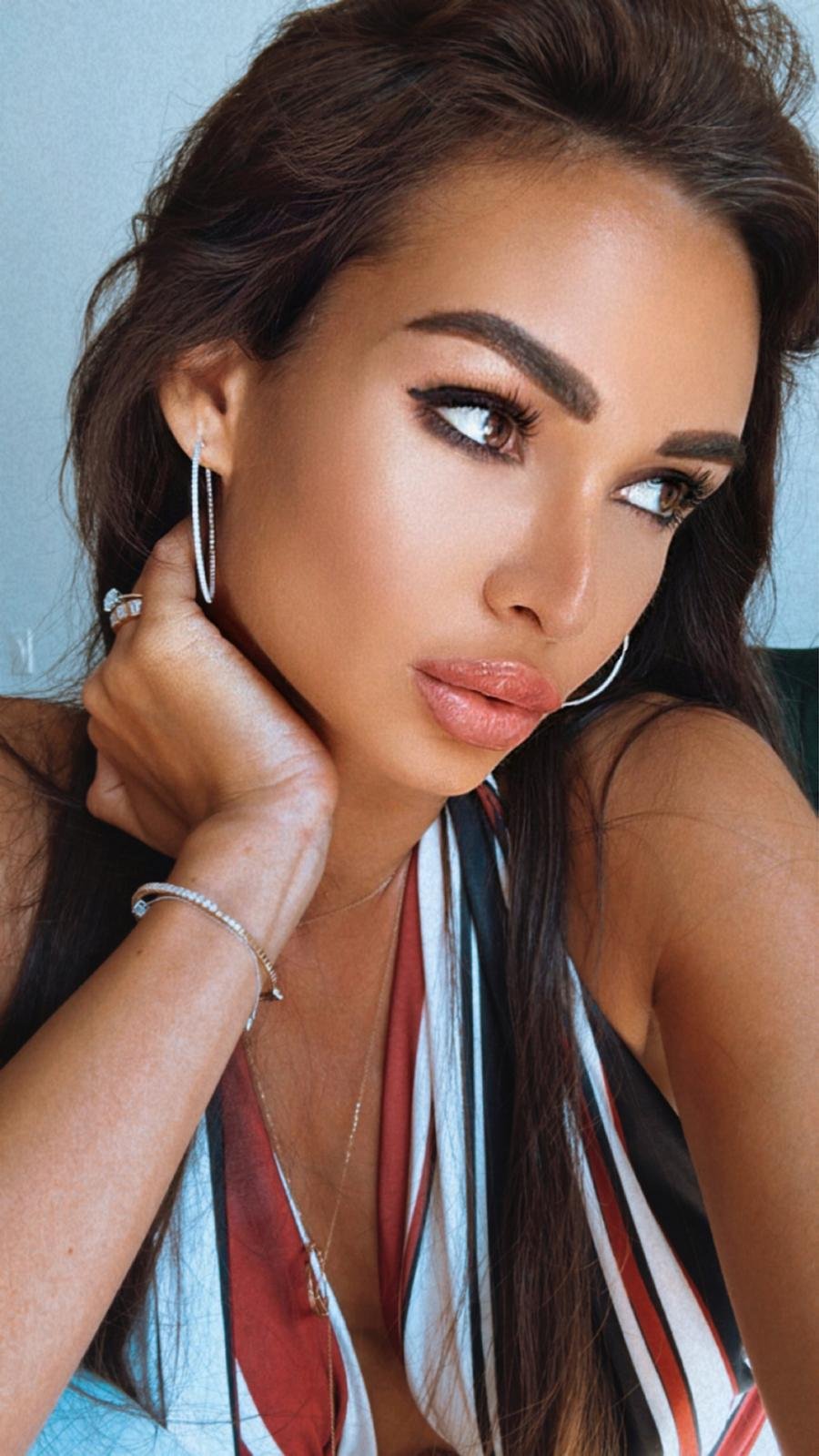 WhatsApp Image 2025-10-15 at 23.29.11_05f14ea4